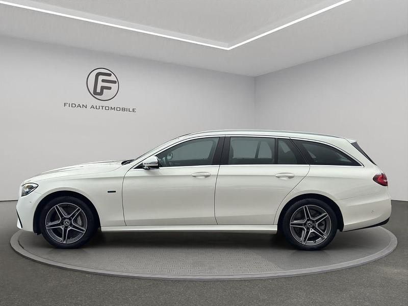 Gebraucht Mercedes E300 AMG line 194 PS (142 kW) 2021 Weiß Limousine
