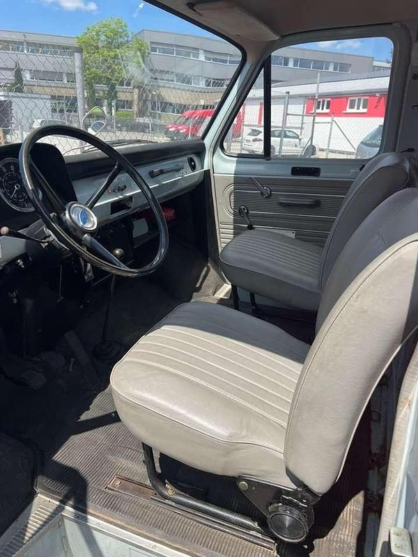 Second-hand Ford Transit 65 CP (47 kW) 1973 Roșu Van