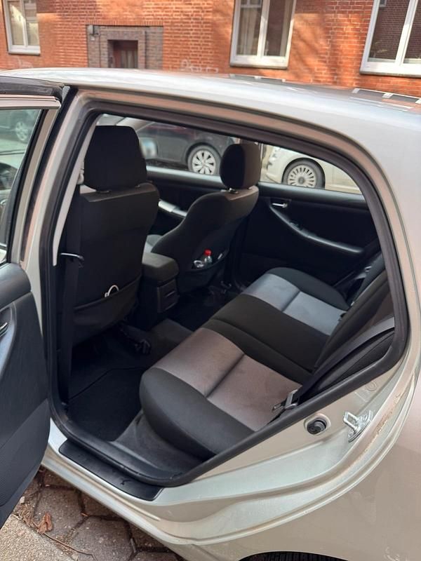 Gebraucht Toyota Corolla 2006 Beige Limousine