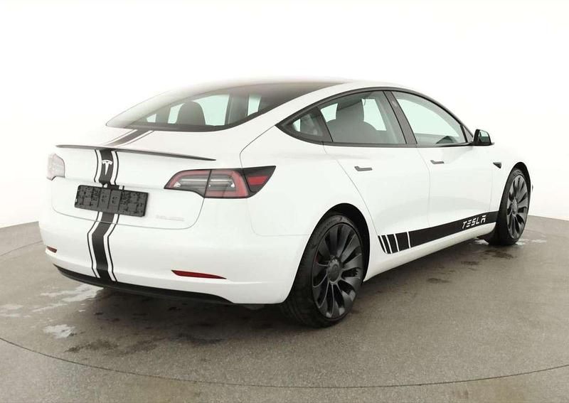 Gebraucht Tesla Model 3 Performance 461 kW (627 PS) 2021 Pearl white multicoat Limousine
