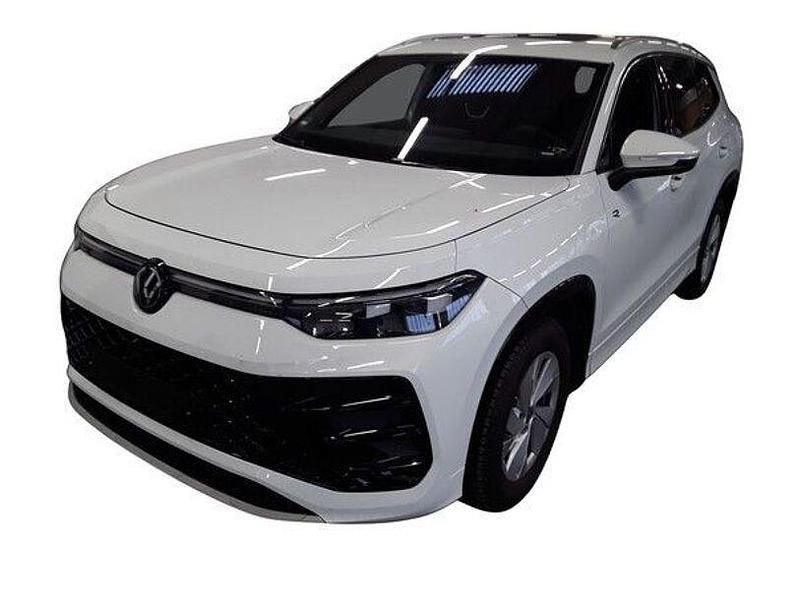 Gebraucht VW Tayron R-line 193 PS (141 kW) 2025 Pure white SUV
