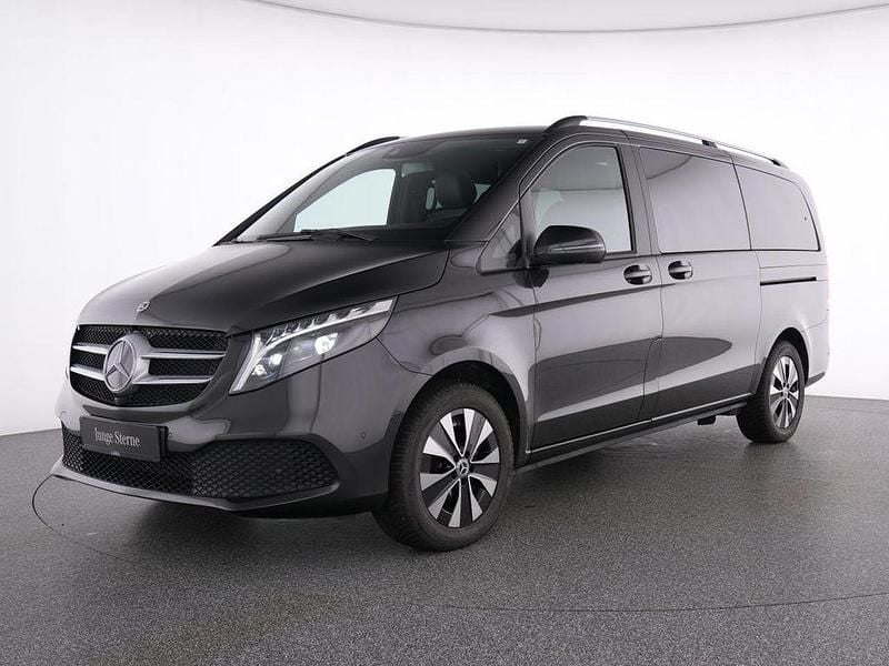 Gebraucht Mercedes V300 237 PS (174 kW) 2024 Graphitgrau metallic Van / Kleinbus