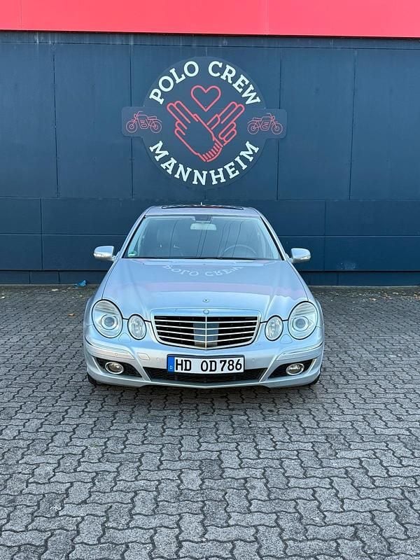 Silber Gebraucht 2008 Mercedes E320 Limousine | 6.000 € (Fairer Preis) - Bild 1/4