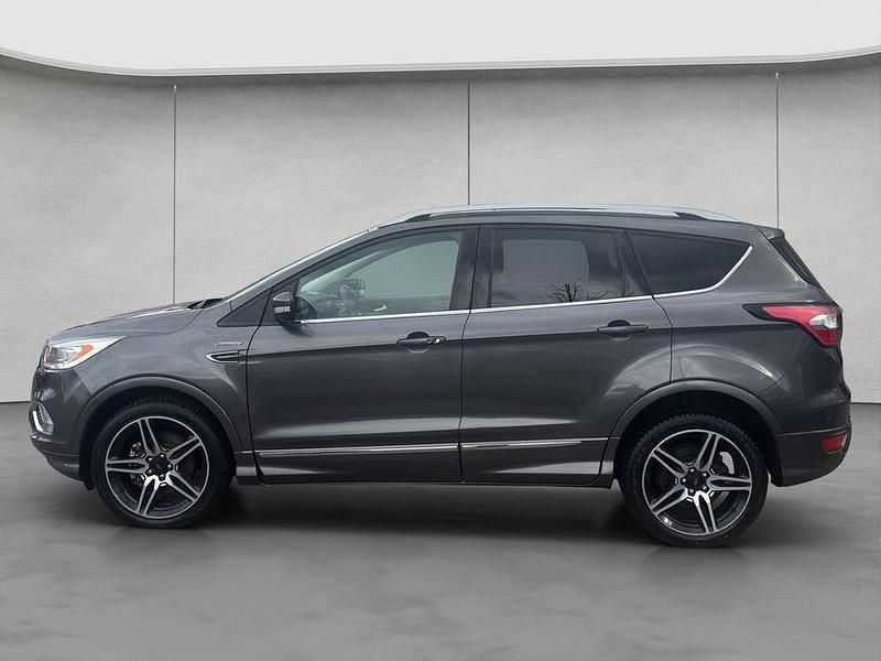 Gebraucht Ford Kuga Vignale 179 PS (131 kW) 2017 Grau SUV