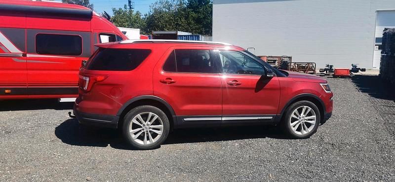 Andere farben Gebraucht 2019 Ford Explorer SUV | 27.500 € - Bild 1/4