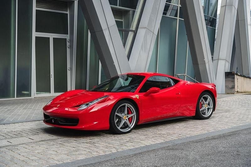 Rot Gebraucht 2011 Ferrari 458 | 192.990 € (Fairer Preis) - Bild 1/4