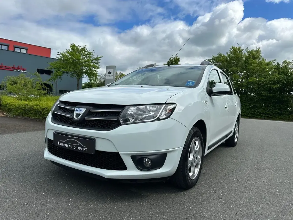 Gebraucht Dacia Logan MCV Lauréate 90 PS (66 kW) 2015 Weiß Kombi