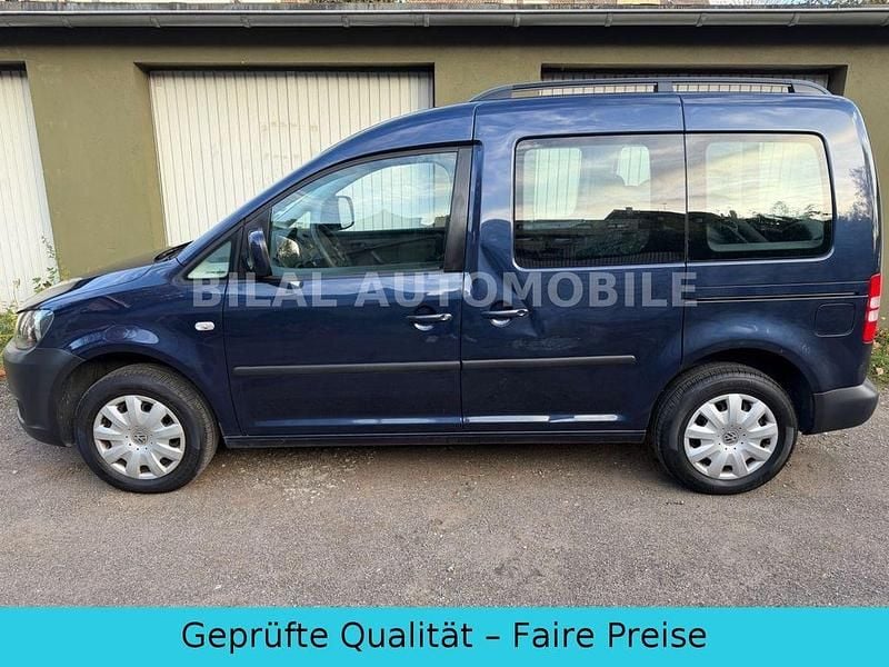 Gebraucht VW Caddy Trendline 86 PS (63 kW) 2012 Blau Van / Kleinbus