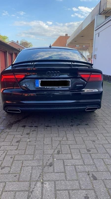 Schwarz Gebraucht 2017 Audi A7 Sportback S-Line Kleinwagen | 25.000 € (Superpreis) - Bild 1/4