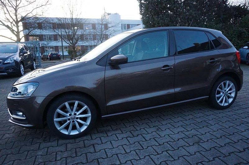 Gebraucht VW Polo Highline 90 PS (66 kW) 2014 Braun Kleinwagen