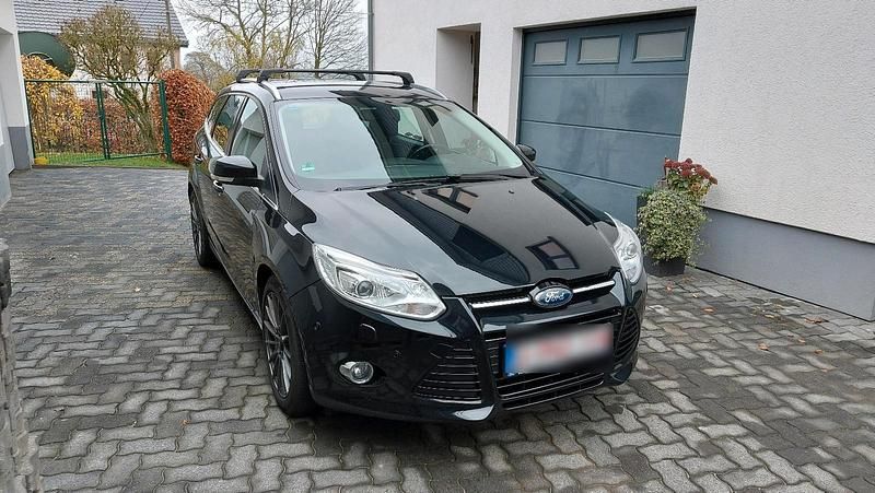 Gebraucht Ford Focus 150 PS (110 kW) 2013 Schwarz Kombi