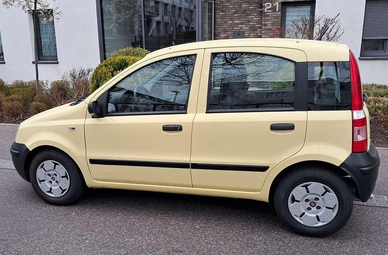 Gebraucht Fiat Panda 60 PS (44 kW) 2009 Gelb Kleinwagen