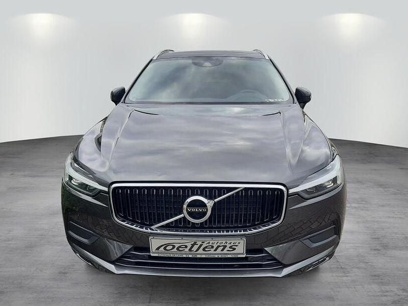 Gebraucht Volvo XC60 Momentum 197 PS (144 kW) 2021 Grau SUV