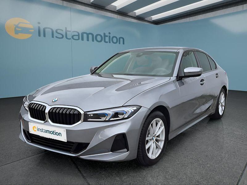 Grau Gebraucht 2025 BMW 318 Limousine | 33.349 € (Fairer Preis) - Bild 1/4