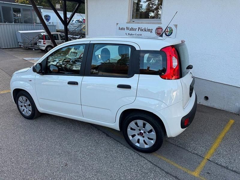 Gebraucht Fiat Panda Pop 69 PS (50 kW) 2016 Weiß Limousine