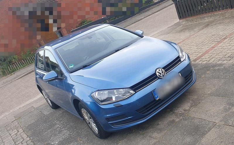 Blau Gebraucht 2013 VW Golf VII Limousine | 5.500 € (Superpreis) - Bild 1/4