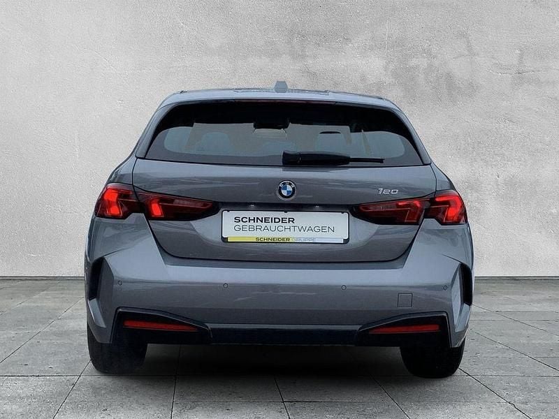 Gebraucht BMW 120 Sport Line 170 PS (125 kW) 2024 Grau Kleinwagen
