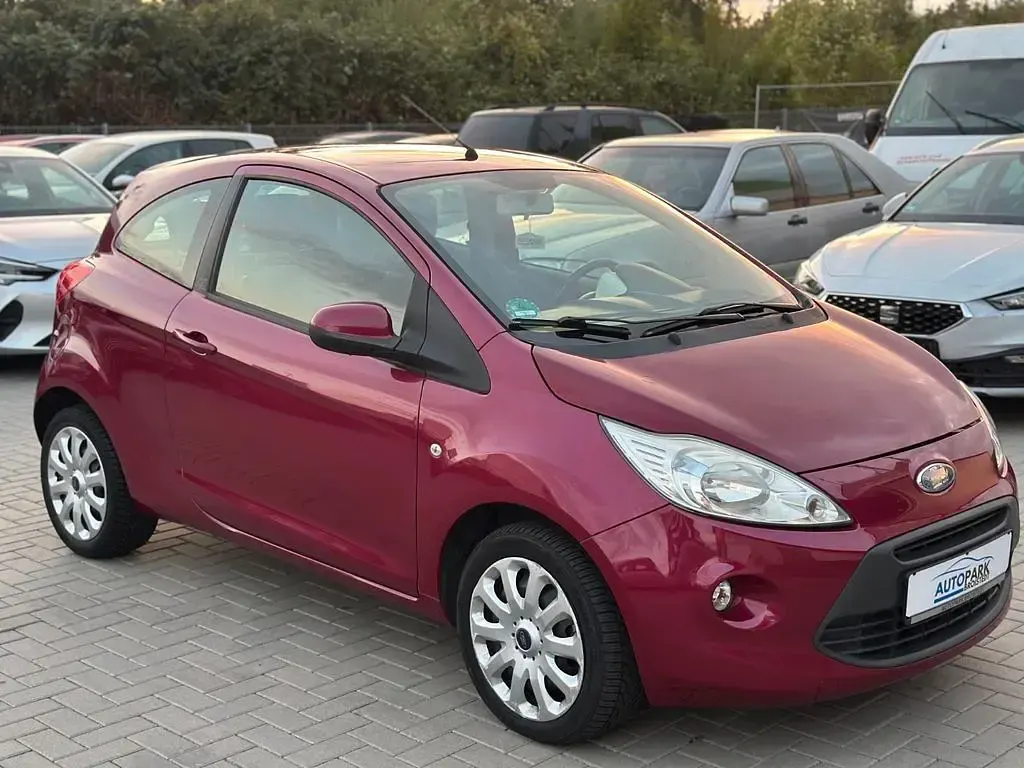 Gebraucht Ford Ka Titanium 69 PS (50 kW) 2009 Funky magenta metallic Kleinwagen