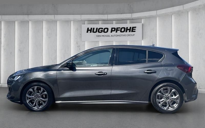 Gebraucht Ford Focus ST-Line 125 PS (91 kW) 2022 Grau Limousine