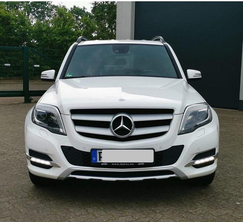 Weiß Gebraucht 2013 Mercedes GLK220 SUV | 19.500 € (Teuer) - Bild 1/4