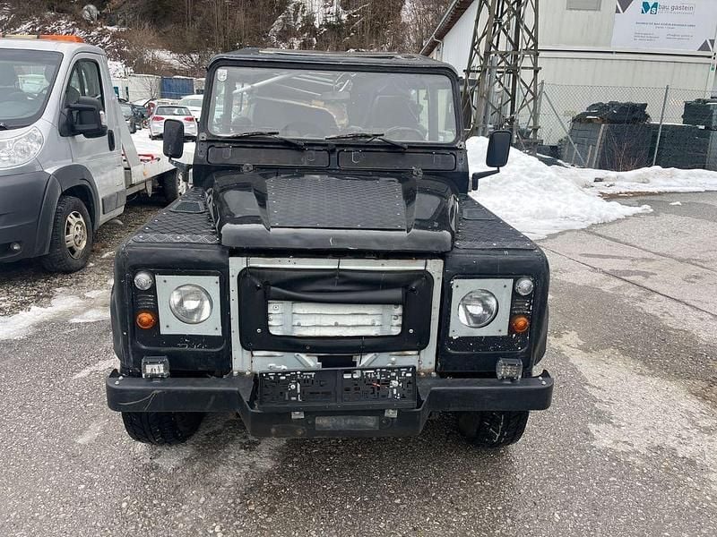 Gebraucht Land Rover Defender 122 PS (89 kW) 2000 Schwarz Kombi