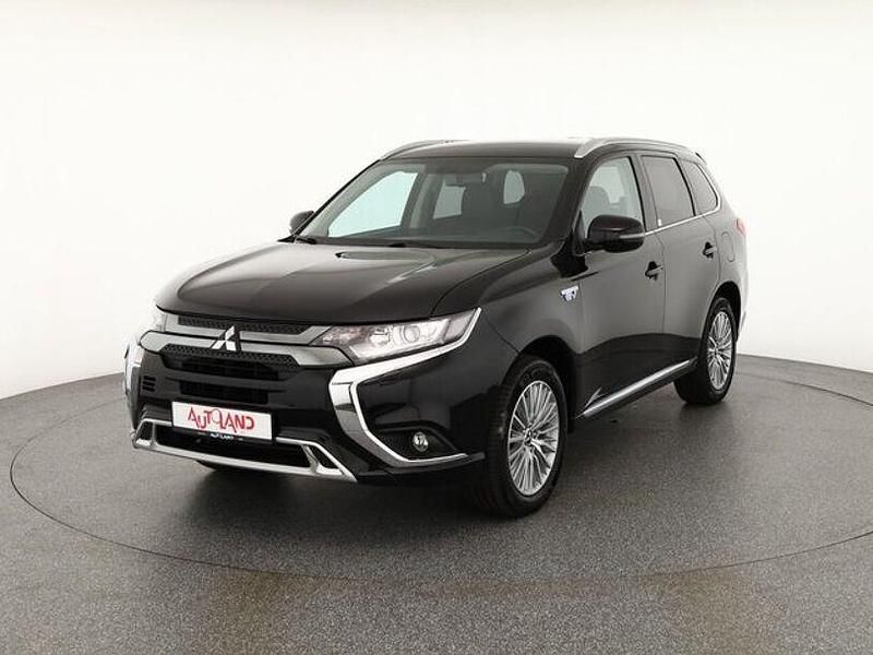 Schwarz Gebraucht 2020 Mitsubishi Outlander P-HEV SUV | 23.990 € (Etwas zu teuer) - Bild 1/4