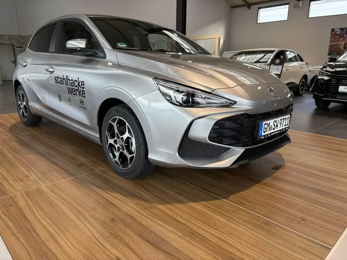 Gebraucht MG MG3 Luxury 194 PS (142 kW) 2025 Silber Kleinwagen