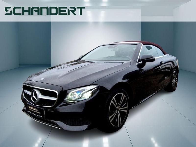 Gebraucht Mercedes E200 184 PS (135 kW) 2019 Obsidianschwarz  metallic Cabrio
