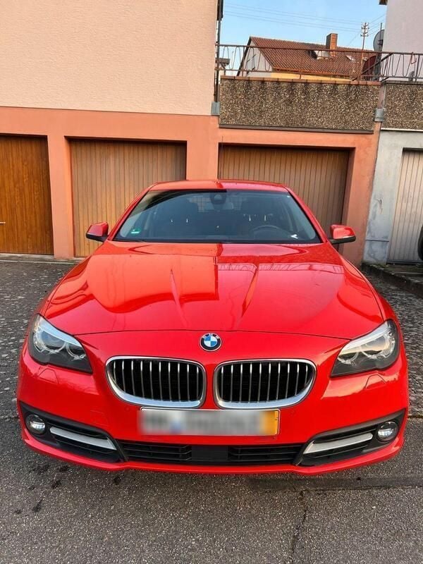 Rot Gebraucht 2016 BMW 530 Performance Kombi | 15.000 € - Bild 1/4