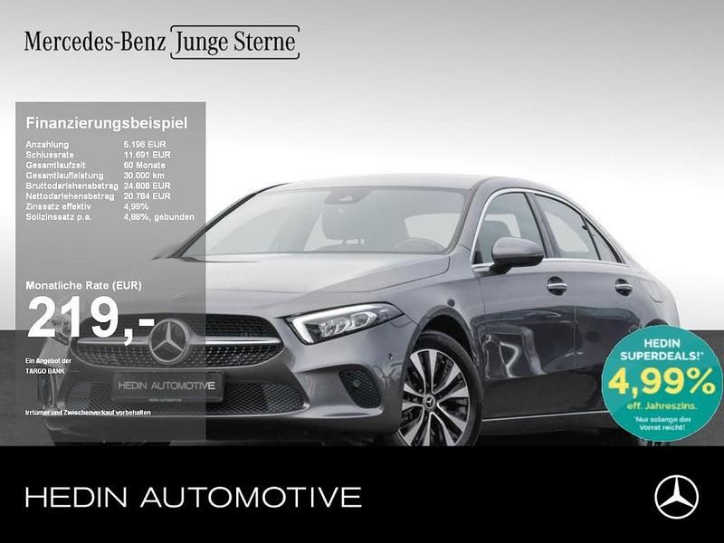 Grau Gebraucht 2022 Mercedes A250 Progressive Limousine | 24.480 € (Guter Preis) - Bild 1/4