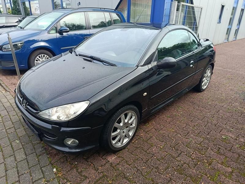 Schwarz Gebraucht 2005 Peugeot 206 CC Platinum Cabrio | 1.999 € (Etwas zu teuer) - Bild 1/4