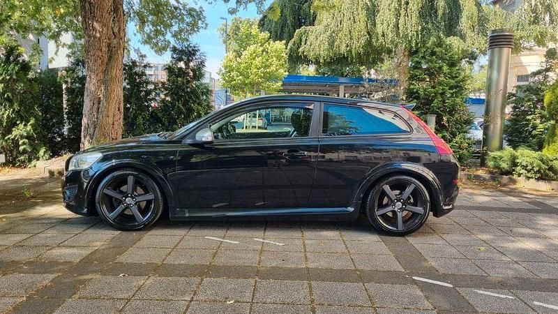 Schwarz Gebraucht 2011 Volvo C30 R-Design Kleinwagen | 7.500 € - Bild 1/4