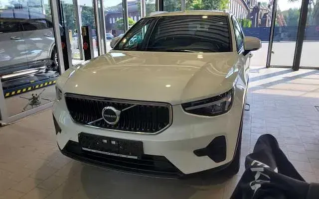 Gebraucht Volvo XC40 120 PS (88 kW) 2024 SUV