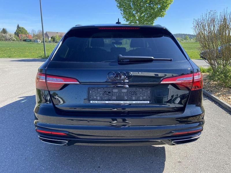 Second-hand Audi A4 150 CP (110 kW) 2022 Negru Break