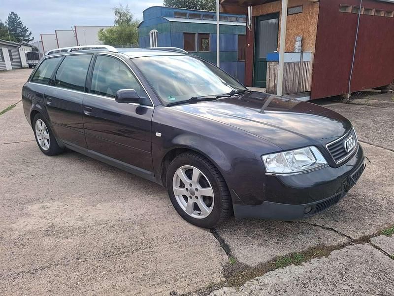 Gebraucht Audi A6 193 PS (141 kW) 2000 Violett Kombi