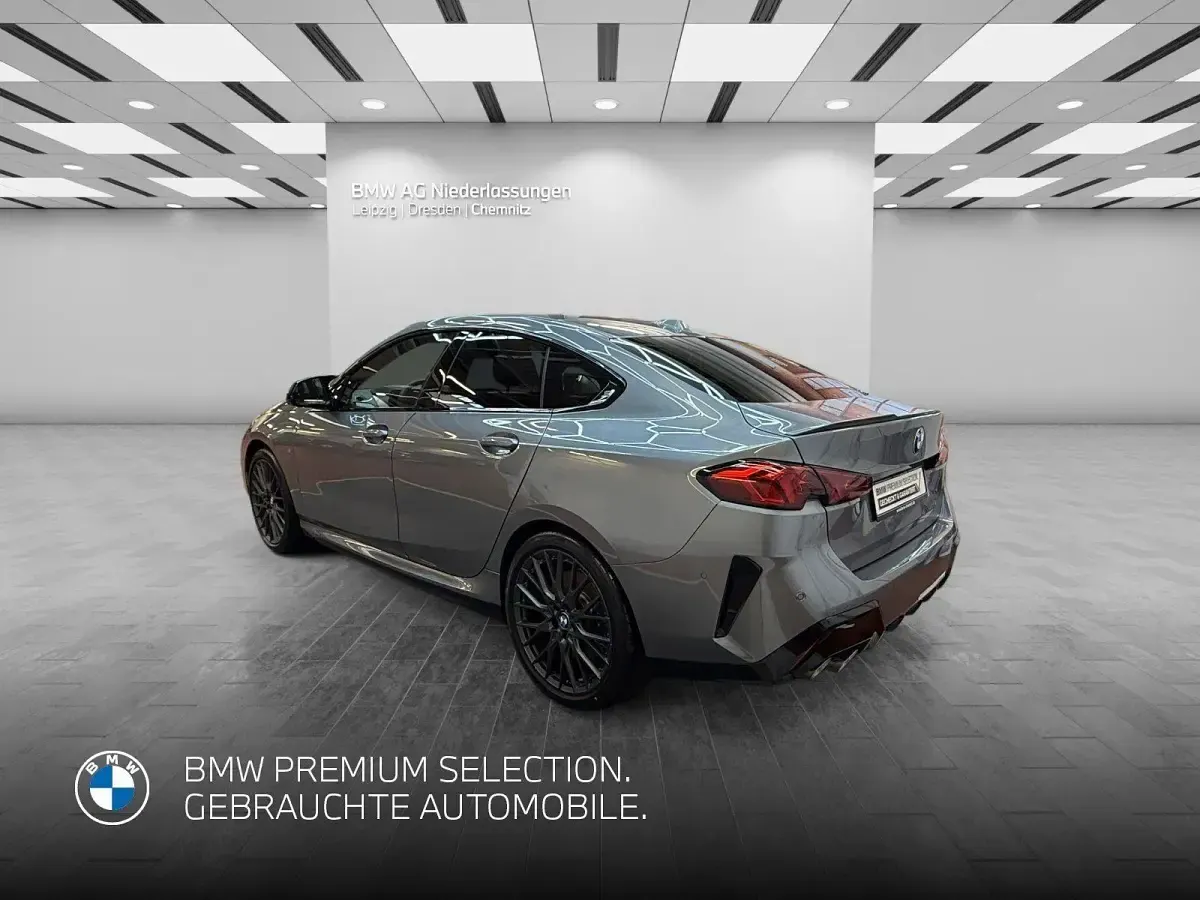 Gebraucht BMW M235 M Sport 317 PS (233 kW) 2025 Grau Coupé