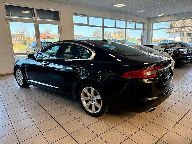 Gebraucht Jaguar XF 211 PS (155 kW) 2010 Schwarz Limousine