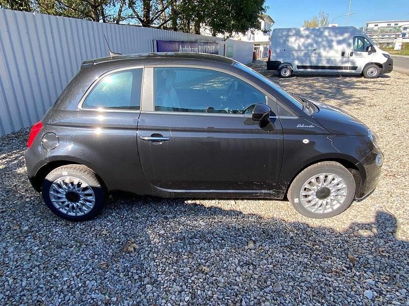 Gebraucht Fiat 500 Dolcevita 69 PS (50 kW) 2023 Vesuvio schwarz (876) Limousine