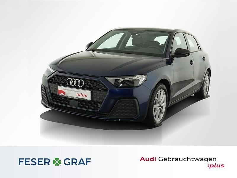 Navarrablau met. Gebraucht 2025 Audi A1 Sportback Basis Kleinwagen | 23.475 € (Guter Preis) - Bild 1/4
