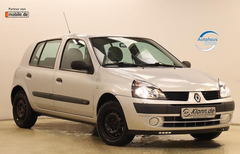 Gebraucht Renault Clio II Campus 75 PS (55 kW) 2005 Grau Kleinwagen
