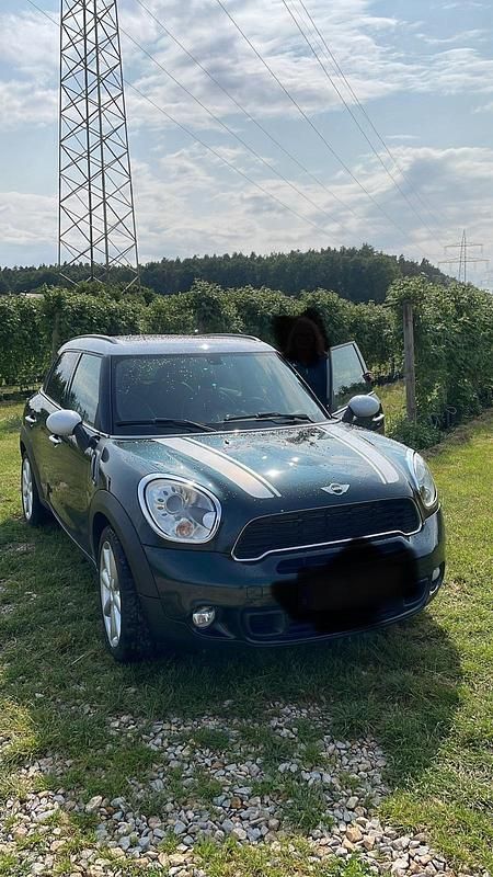 Second-hand Mini Cooper 184 CP (135 kW) 2011 Verde Hatchback