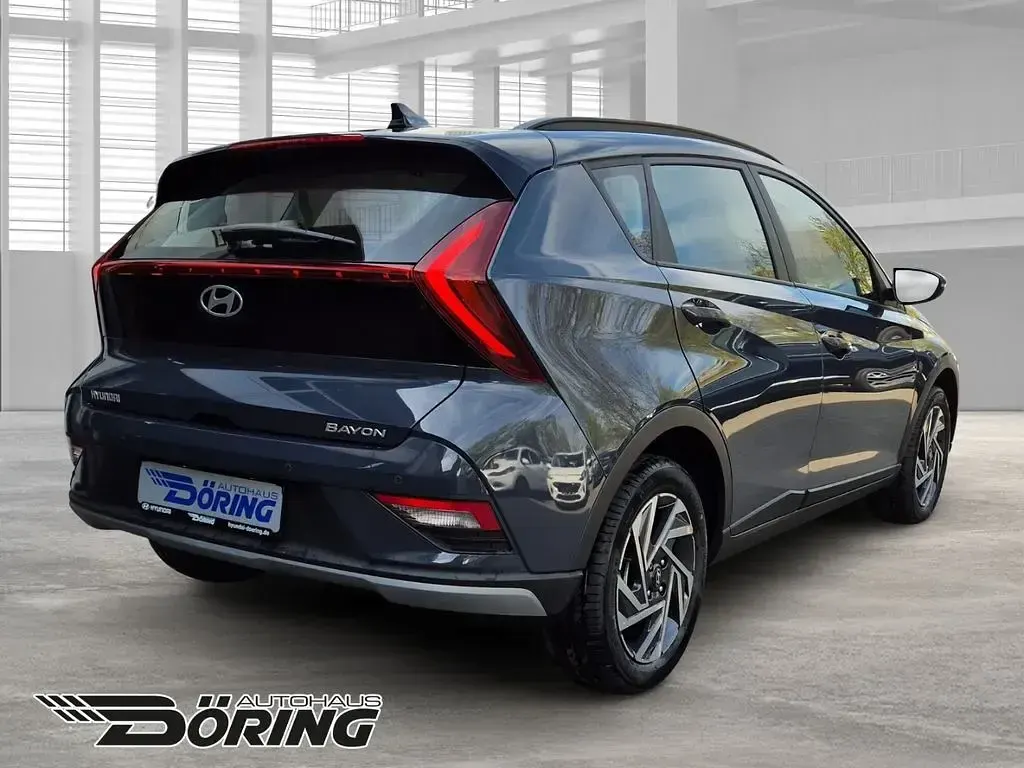 Neu Hyundai Bayon Trend 90 PS (66 kW) 2026 Grau SUV