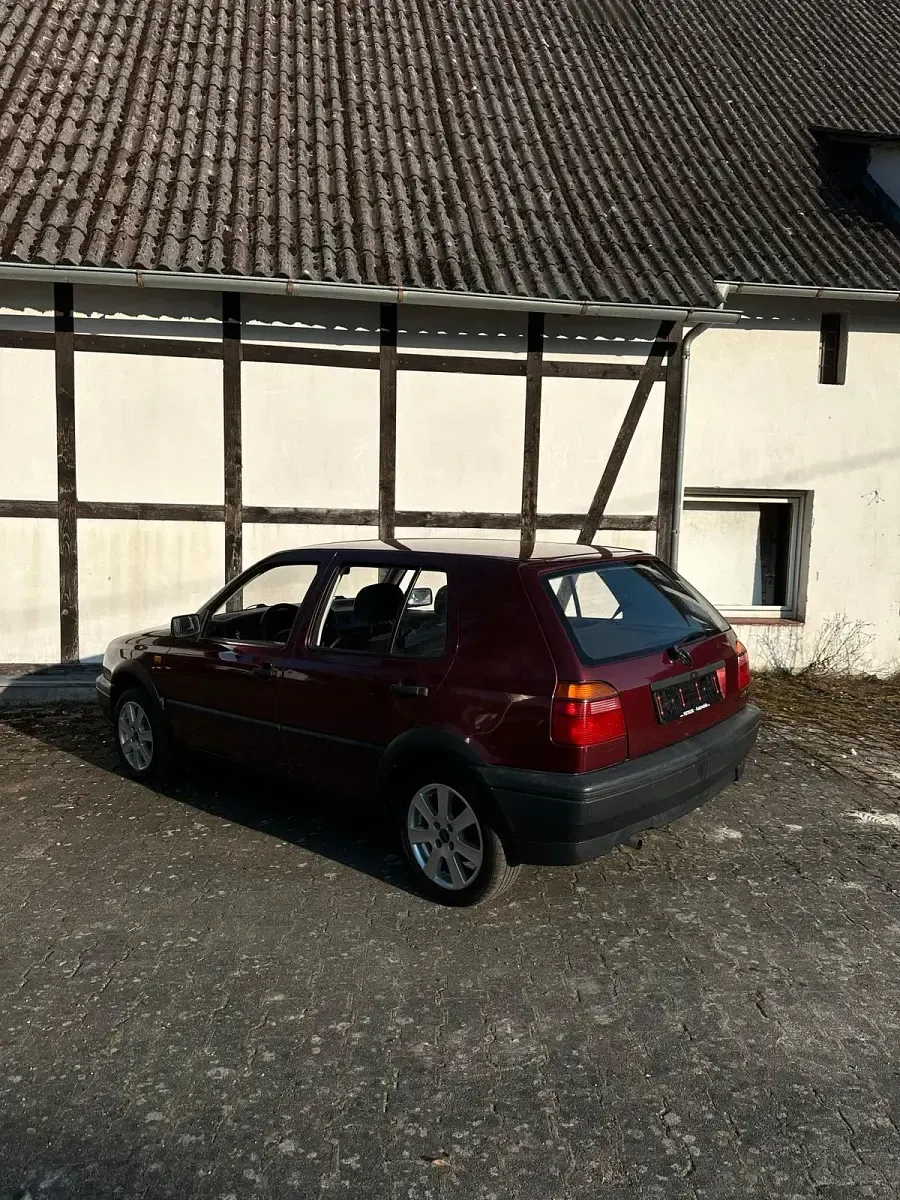 Brugt VW Golf III 75 HK (55 kW) 1994 Rød Hatchback
