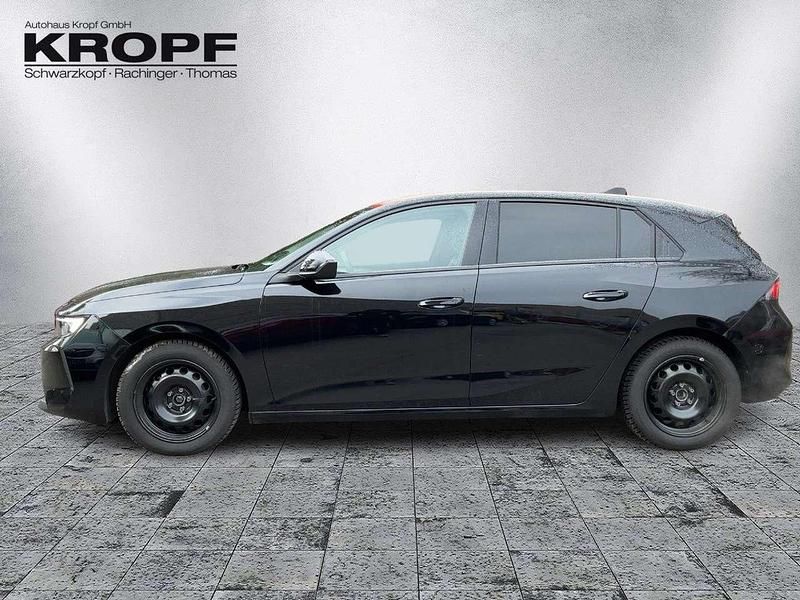 Gebraucht Opel Astra Elegance 110 PS (80 kW) 2023 Lackierung schwarz perla nera/ Limousine