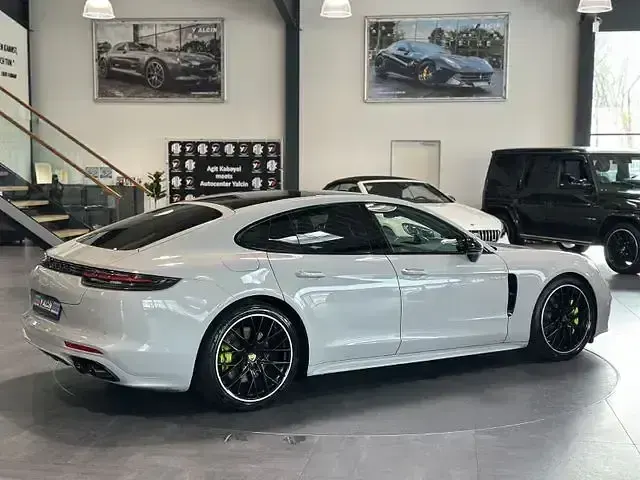 Gebraucht Porsche Panamera 4 462 PS (339 kW) 2018 Grau Limousine