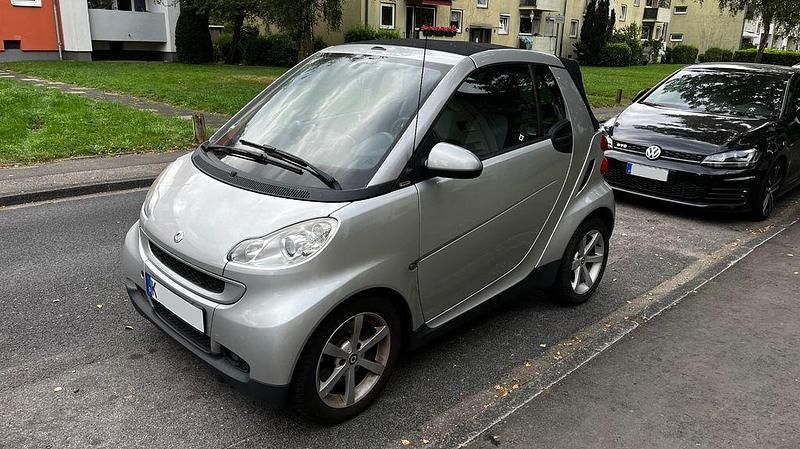 Silber Gebraucht 2009 Smart ForTwo Cabrio Pulse Cabrio | 4.150 € (Fairer Preis) - Bild 1/4