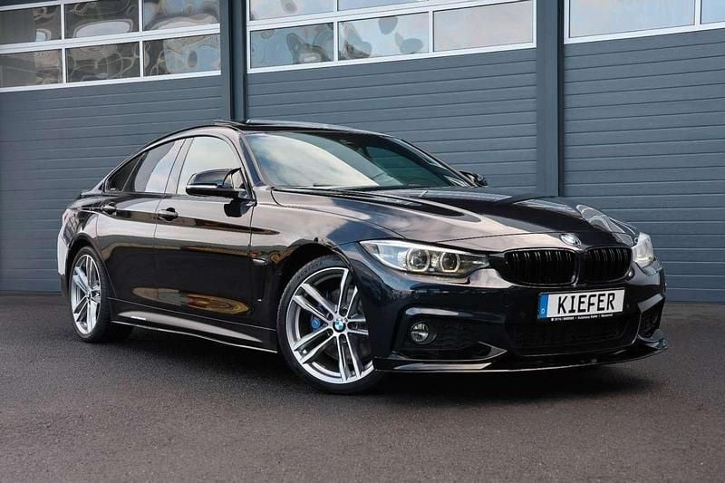 Carbonschwarz metallic (416) Gebraucht 2020 BMW 430 Coupé | 28.950 € (Fairer Preis) - Bild 1/4