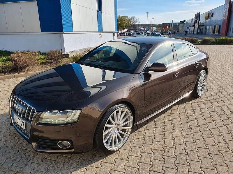 Braun Gebraucht 2010 Audi A5 Sportback Exclusive Kleinwagen | 13.470 € (Etwas zu teuer) - Bild 1/4