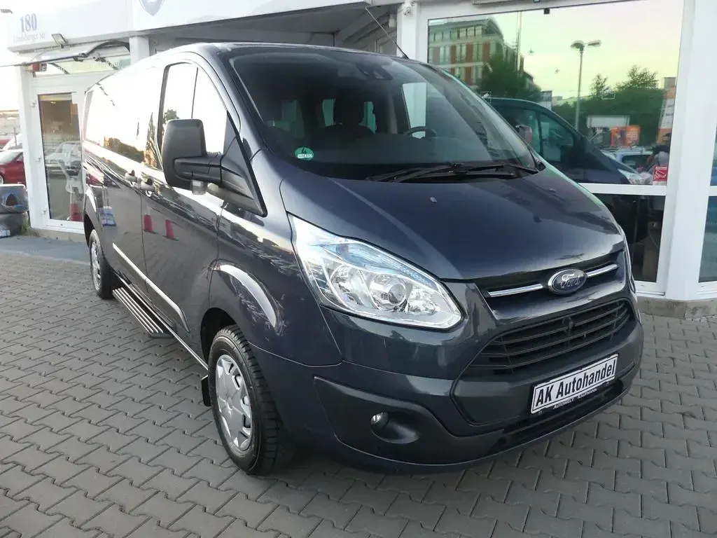 Gebraucht Ford Tourneo 155 PS (114 kW) 2014 Grau Kombi