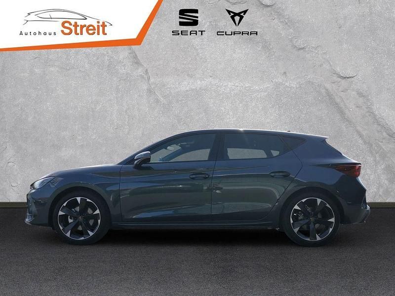 Gebraucht Cupra Leon 150 PS (110 kW) 2024 Grau) magnetic grau metallic (grau Limousine